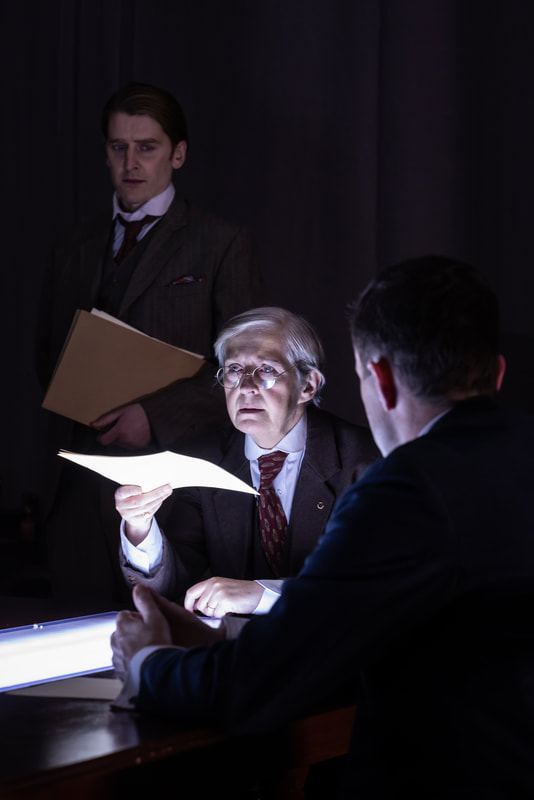 Jane-brennan as De Valera telling the delegation to take the draft back to Londo and Patrick Moy as Michael Collins Credit Ste Murray